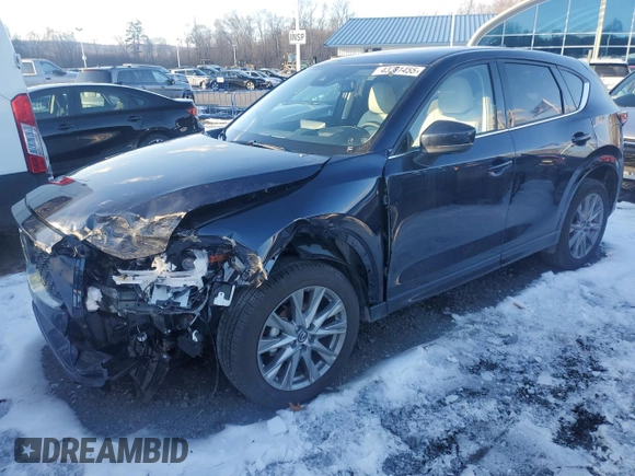 2025 Mazda CX-5 2.5 S Premium Plus Package with VIN JM3KFBEM3S0549118, listed as a Copart auction lot 43391455 with 3,141 mi miles and Salvage Title. Bid and sale history available at carsss.com. Image 1.