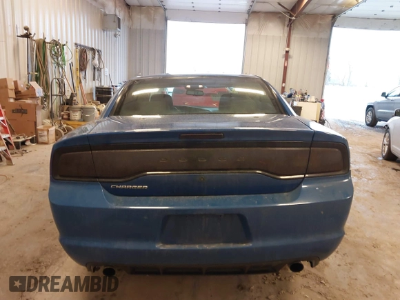 2014 Dodge Charger Police z VIN 2C3CDXAT5EH218901, wystawiony jako IAAI lot #41723531 z przebiegiem 216 643 mil mil oraz . Historia ofert i sprzedaży dostępna na DreamBid. Obrazek 16.