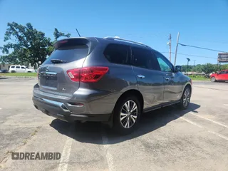 2017 Nissan Pathfinder SL z VIN 5N1DR2MN9HC909286, wystawiony jako Copart lot #58254495 z przebiegiem 80 084 mil mil oraz Szkoda całkowita • Salvage title. Historia ofert i sprzedaży dostępna na DreamBid. Obrazek 4.
