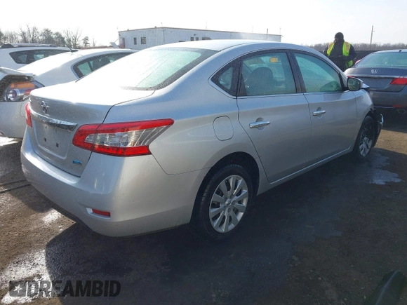 2014 Nissan Sentra S with VIN 3N1AB7APXEL680960, listed as a IAAI auction lot 41641025 with 94,467 mi miles and . Bid and sale history available at DreamBid. Image 4.