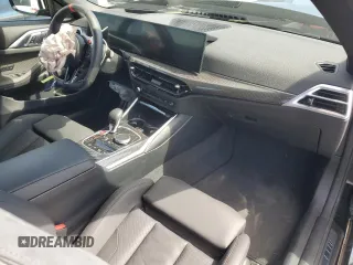2025 BMW M4 z VIN WBS43BA07SCT61898, wystawiony jako Copart lot #48228345 z przebiegiem Nie podano mil oraz Szkody całkowita. Historia ofert i sprzedaży dostępna na DreamBid. Obrazek 8.