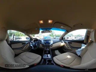 2013 Hyundai Elantra GLS z VIN 5NPDH4AE4DH405444, wystawiony jako IAAI lot #42201093 z przebiegiem 125 900 mil mil oraz . Historia ofert i sprzedaży dostępna na DreamBid. Obrazek 18.