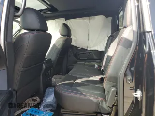 2024 Nissan Titan Pro-4X z VIN 1N6AA1ED3RN116454, wystawiony jako Copart lot #43611905 z przebiegiem 8 563 mil mil oraz Szkoda całkowita • Salvage title. Historia ofert i sprzedaży dostępna na DreamBid. Obrazek 10.