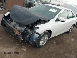 2016 Toyota Camry XLE with VIN 4T1BF1FKXGU227846, listed as a IAAI auction lot 41842937 with 58,146 mi miles. Bid and sale history available at carsss.com. Image 17.