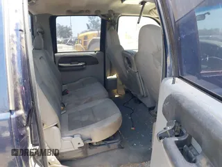 2005 Ford F-250 XL with VIN 1FTSW20PX5EC83274, listed as a IAAI auction lot 42279325 with Not provided miles and . Bid and sale history available at DreamBid. Image 8.
