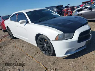 2013 Dodge Charger SE with VIN 2C3CDXBG8DH622498, listed as a IAAI auction lot 41967786 with 143,514 mi miles. Bid and sale history available at carsss.com. Image 1.