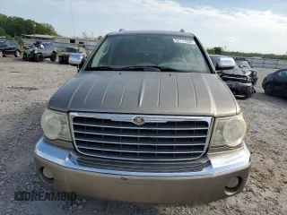 2007 Chrysler Aspen Limited z VIN 1A8HX58P07F517795, wystawiony jako Copart lot #52117335 z przebiegiem 252 571 mil mil oraz Szkody całkowita. Historia ofert i sprzedaży dostępna na DreamBid. Obrazek 5.