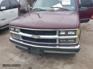 1999 Chevrolet Tahoe with VIN 1GNEC13R8XJ511786, listed as a IAAI auction lot 41538890 with 196,764 mi miles. Bid and sale history available at carsss.com. Image 10.