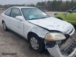 1996 Honda Civic EX with VIN 1HGEJ8249TL067640, listed as a IAAI auction lot 41863261 with 255,326 mi miles. Bid and sale history available at carsss.com. Image 1.