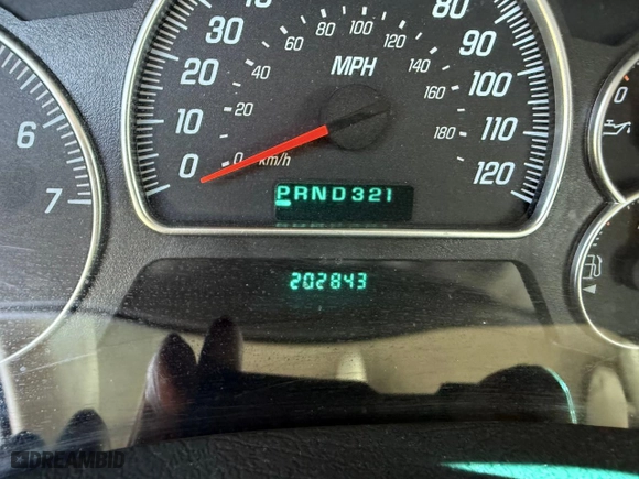 2004 GMC Envoy SLT with VIN 1GKDS13S742190702, listed as a Copart auction lot 52557035 with 202,843 mi miles and Clean Title. Bid and sale history available at carsss.com. Image 8.