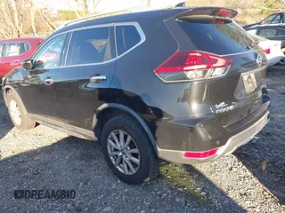 2019 Nissan Rogue SV with VIN KNMAT2MV2KP505805, listed as a IAAI auction lot 41192230 with 92,155 mi miles. Bid and sale history available at carsss.com. Image 3.