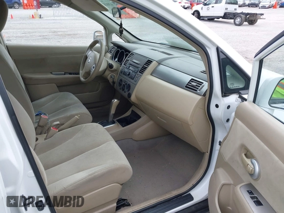 2011 Nissan Versa 1.8 S with VIN 3N1BC1CP9BL476268, listed as a IAAI auction lot 42048272 with 152,231 mi miles. Bid and sale history available at carsss.com. Image 5.