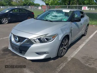 2017 Nissan Maxima S z VIN 1N4AA6AP7HC432410, wystawiony jako IAAI lot #42241479 z przebiegiem 138 157 mil mil oraz . Historia ofert i sprzedaży dostępna na DreamBid. Obrazek 2.