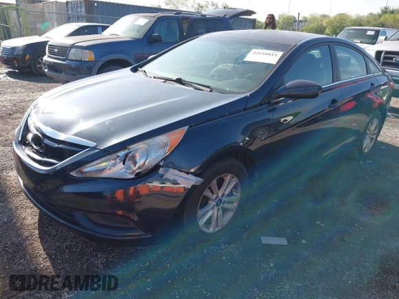 2013 Hyundai Sonata GLS with VIN 5NPEB4AC4DH766063, listed as a IAAI auction lot 42110811 with 105,622 mi miles and . Bid and sale history available at DreamBid. Image 2.