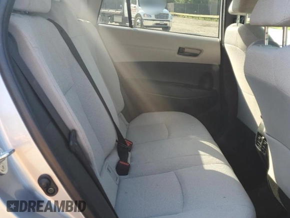 2022 Toyota Corolla Cross LE with VIN 7MUCAAAG4NV008835, listed as a Copart auction lot 55262205 with 13,332 mi miles and Salvage title. Bid and sale history available at DreamBid. Image 11.