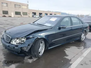 2001 Mercedes-Benz S with VIN WDBNG75J01A152091, listed as a IAAI auction lot 38561077 with 84,669 mi miles. Bid and sale history available at carsss.com. Image 2.