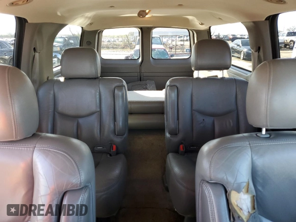 2003 Chevrolet Suburban LT with VIN 1GNGK26U33R278686, listed as a Copart auction lot 86648554 with 209,059 mi miles and Salvage Title. Bid and sale history available at carsss.com. Image 10.