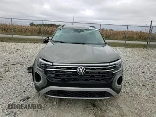 2024 Volkswagen Atlas Peak Edition SE with VIN 1V2CR2CA4RC575859, listed as a Copart auction lot 76310634 with 1,228 mi miles and Salvage title. Bid and sale history available at DreamBid. Image 11.