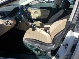 2014 Volkswagen CC R-Line with VIN WVWBN7AN0EE535837, listed as a Copart auction lot 68232344 with 118,001 mi miles and Salvage Title. Bid and sale history available at carsss.com. Image 7.