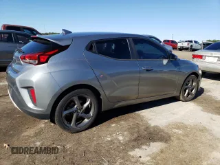 2019 Hyundai Veloster 2.0 with VIN KMHTG6AF1KU017833, listed as a Copart auction lot 82904093 with 69,556 mi miles. Bid and sale history available at carsss.com. Image 3.