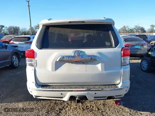 2011 Toyota 4Runner SR5 with VIN JTEZU5JR4B5019223, listed as a IAAI auction lot 41251726 with 157,173 mi miles. Bid and sale history available at carsss.com. Image 17.
