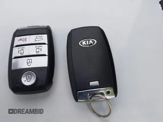 2016 Kia Sedona SX-L with VIN KNDME5C16G6118727, listed as a IAAI auction lot 41835104 with 116,657 mi miles. Bid and sale history available at carsss.com. Image 11.
