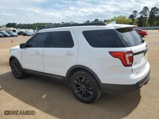 2017 Ford Explorer XLT with VIN 1FM5K7D88HGA73382, listed as a Copart auction lot 50251595 with 187,773 mi miles and Salvage Title. Bid and sale history available at carsss.com. Image 2.