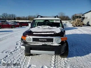 2007 Toyota FJ Cruiser with VIN JTEZU11F470011206, listed as a Copart auction lot 44357115 with 194,205 mi miles and Clean Title. Bid and sale history available at carsss.com. Image 12.