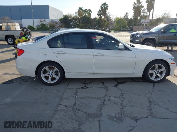 2013 BMW 3 Series 328i xDrive with VIN WBA3B5G54DNP40324, listed as a IAAI auction lot 41702014 with 126,932 mi miles. Bid and sale history available at carsss.com. Image 13.