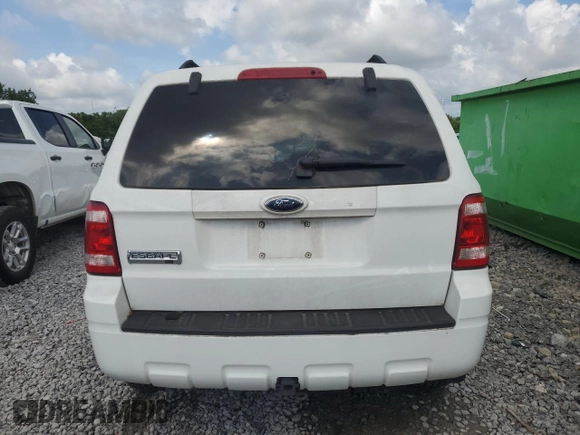 2008 Ford Escape XLT z VIN 1FMCU93148KC65770, wystawiony jako Copart lot #58377915 z przebiegiem 160 856 mil mil oraz Szkoda całkowita • Salvage title. Historia ofert i sprzedaży dostępna na DreamBid. Obrazek 6.