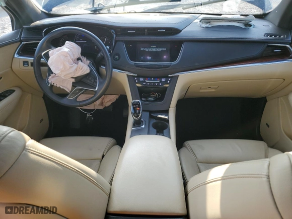 2017 Cadillac XT5 Premium Luxury FWD with VIN 1GYKNCRS1HZ118950, listed as a Copart auction lot 77643964 with NaN miles and Salvage Title. Bid and sale history available at carsss.com. Image 8.