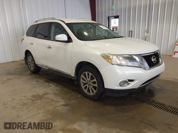 2014 Nissan Pathfinder SV with VIN 5N1AR2MM7EC687692, listed as a IAAI auction lot 42118491 with 175,209 mi miles. Bid and sale history available at carsss.com. Image 1.