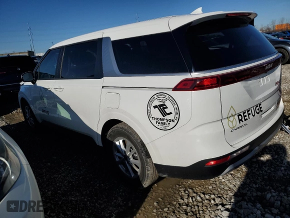 2024 Kia Carnival LX with VIN KNDNB4H32R6432704, listed as a Copart auction lot 84153374 with 9,137 mi miles and Salvage Title. Bid and sale history available at carsss.com. Image 2.