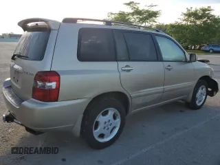 2005 Toyota Highlander z VIN JTEEP21AX50118855, wystawiony jako Copart lot #56894445 z przebiegiem 183 908 mil mil oraz Czysty tytuł • Clean title. Historia ofert i sprzedaży dostępna na DreamBid. Obrazek 3.
