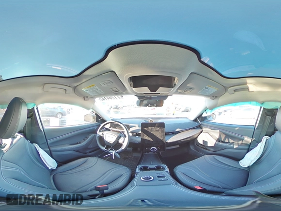 2022 Ford Mustang Mach-E Premium z VIN 3FMTK3SU7NMA29956, wystawiony jako Copart lot #71764142 z przebiegiem 1 863 mil mil oraz . Historia ofert i sprzedaży dostępna na DreamBid. Obrazek 13.