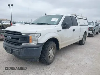 2020 Ford F-150 XL z VIN 1FTEX1C52LFA73368, wystawiony jako IAAI lot #41674867 z przebiegiem 170 542 mil mil oraz . Historia ofert i sprzedaży dostępna na DreamBid. Obrazek 2.