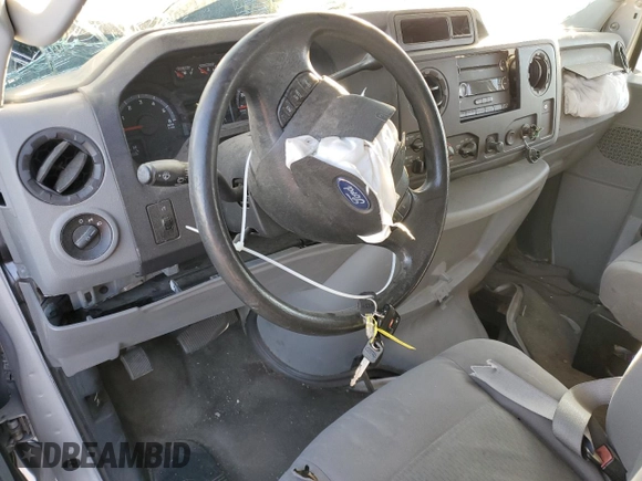 2012 Ford Econoline Passenger XL с VIN 1FBNE3BL9CDA45794, выставлен на аукционе Copart как лот 75885824 с пробегом 157 253 миль миль и Списание • Salvage title. История ставок и продаж доступна на DreamBid. Изображение 8.