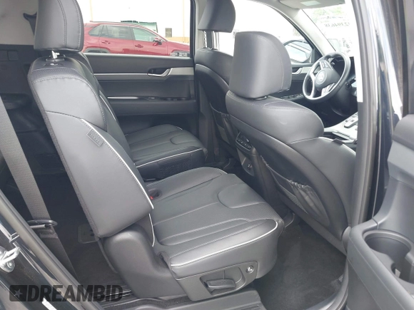 2025 Hyundai Palisade SEL z VIN KM8R2DGEXSU835072, wystawiony jako IAAI lot #42394638 z przebiegiem 14 919 mil mil oraz . Historia ofert i sprzedaży dostępna na DreamBid. Obrazek 8.