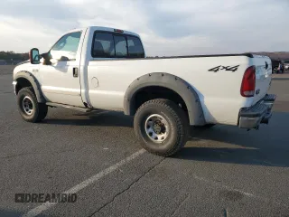 2003 Ford F-250 XL z VIN 1FTNF21L83ED10378, wystawiony jako Copart lot #78414894 z przebiegiem 158 936 mil mil oraz Szkoda całkowita • Salvage title. Historia ofert i sprzedaży dostępna na DreamBid. Obrazek 2.