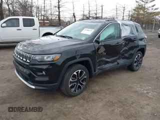 2022 Jeep Compass High Altitude with VIN 3C4NJDCBXNT196157, listed as a IAAI auction lot 41908123 with 33,532 mi miles and . Bid and sale history available at carsss.com. Image 2.