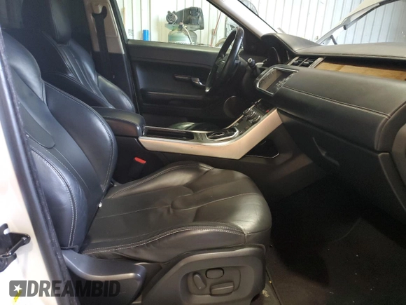 2013 Land Rover Range Rover Evoque Prestige Premium z VIN SALVV2BG4DH813967, wystawiony jako Copart lot #50590615 z przebiegiem 68 964 mil mil oraz Szkoda całkowita • Salvage title. Historia ofert i sprzedaży dostępna na DreamBid. Obrazek 7.