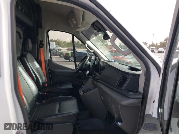 2023 Ford Transit Cargo with VIN 1FTBR1C85PKA32611, listed as a IAAI auction lot 41698153 with 25,010 mi miles and . Bid and sale history available at carsss.com. Image 5.