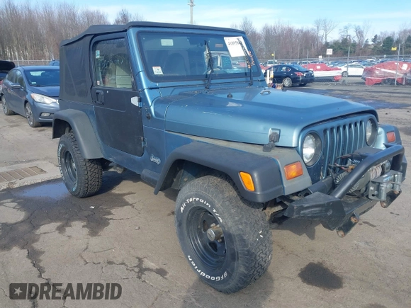 1997 Jeep Wrangler SE with VIN 1J4FY29P0VP522005, listed as a IAAI auction lot 41895863 with 196,614 mi miles. Bid and sale history available at carsss.com. Image 1.