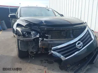 2015 Nissan Altima 2.5 S with VIN 1N4AL3AP5FC209661, listed as a IAAI auction lot 41779795 with 249,271 mi miles. Bid and sale history available at carsss.com. Image 6.