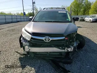 2016 Toyota Highlander LE z VIN 5TDBKRFH0GS312766, wystawiony jako Copart lot #54972915 z przebiegiem 86 922 mil mil oraz Szkoda całkowita • Salvage title. Historia ofert i sprzedaży dostępna na DreamBid. Obrazek 14.