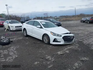 2018 Hyundai Sonata SE with VIN 5NPE24AF2JH662953, listed as a IAAI auction lot 41736843 with 62,673 mi miles. Bid and sale history available at carsss.com. Image 1.