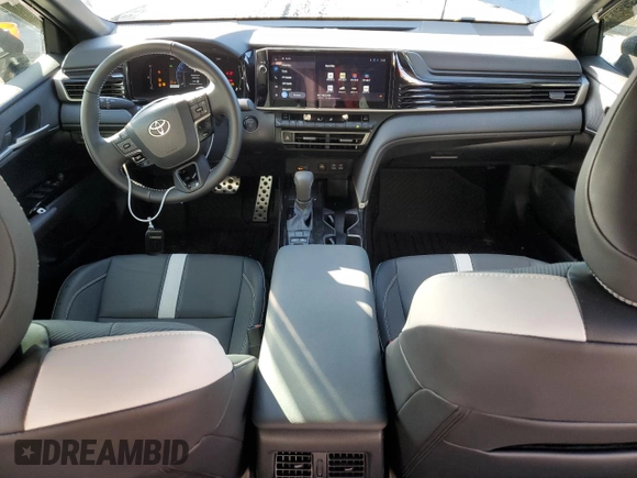 2025 Toyota Camry LE with VIN 4T1DAACK2SU553015, listed as a Copart auction lot 41640695 with 5,603 mi miles and Non Repairable. Bid and sale history available at carsss.com. Image 8.