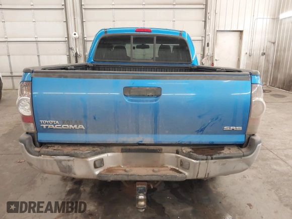 2011 Toyota Tacoma z VIN 5TFUX4EN1BX007462, wystawiony jako IAAI lot #41516380 z przebiegiem 93 111 mil mil oraz . Historia ofert i sprzedaży dostępna na DreamBid. Obrazek 17.