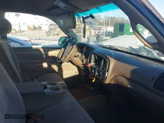 2002 Toyota Tundra SR5 with VIN 5TBRT34142S246044, listed as a IAAI auction lot 41355453 with 285,809 mi miles. Bid and sale history available at carsss.com. Image 5.