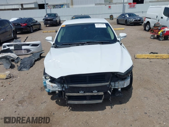 2017 Ford Fusion SE with VIN 3FA6P0H75HR370403, listed as a IAAI auction lot 42072154 with 113,941 mi miles. Bid and sale history available at carsss.com. Image 13.